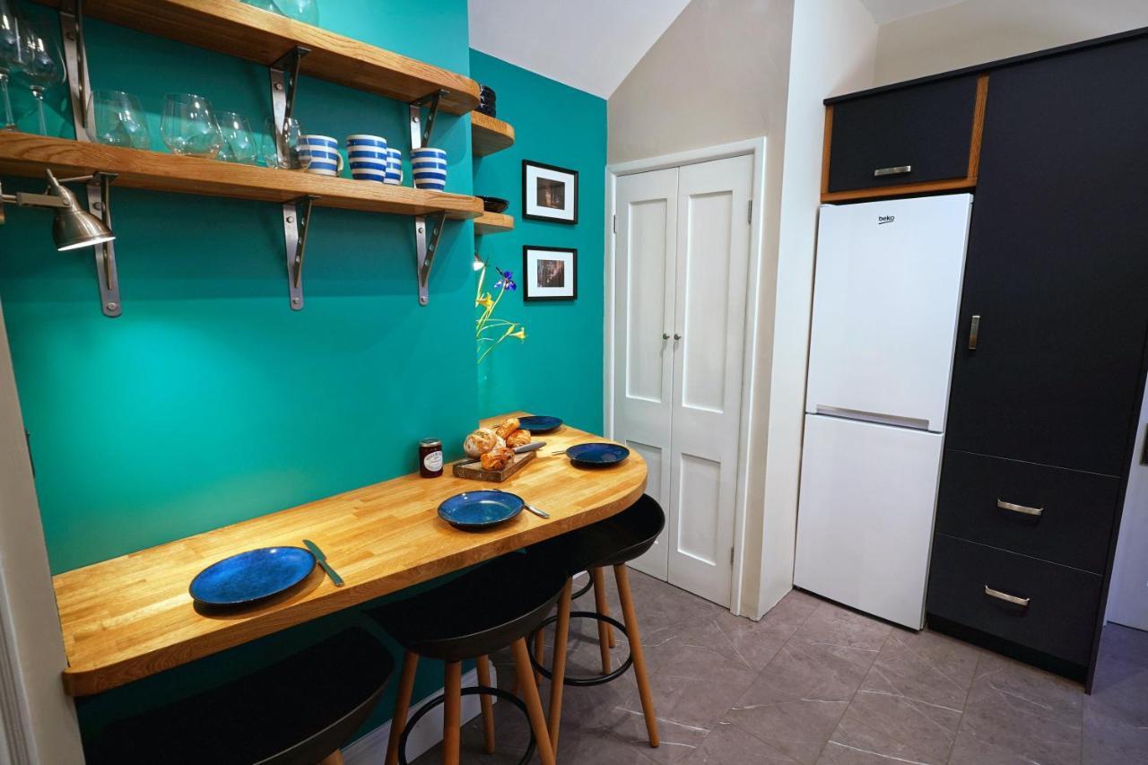 Tastefully Decorated 1-Bed With Free Parking - At Hem Apartment Уинчестър Екстериор снимка